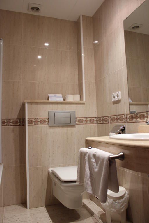 Hotel Ca La Maria Tordera Habitación foto